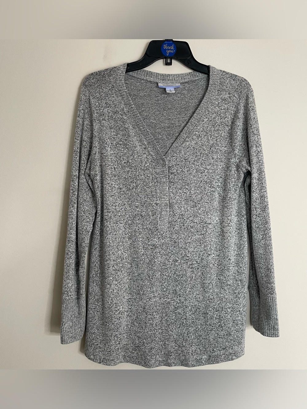 Motherhood Gray Marled V-Neck ~ Sleep
Size medium ~ Maternity
